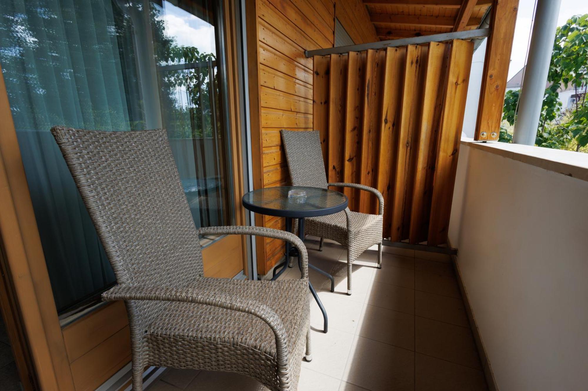 Jacht Apartmanok Balatonfüred Exterior foto